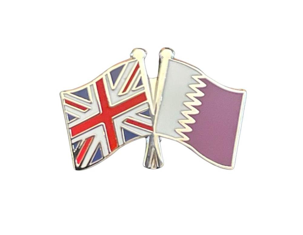 Union Jack and Qatar Flags Diplomatic Friendship Enamel Lapel Pin Badge image 0