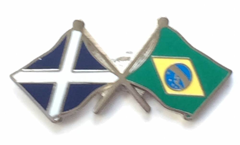 Scotland & Brazil Flags Friendship Courtesy Enamel Lapel Pin Badge T545 image 1