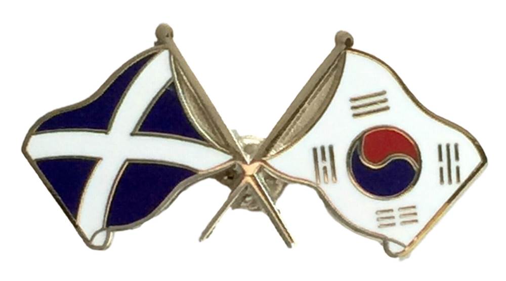 Scotland & South Korea Flags Friendship Courtesy Enamel Lapel Pin Badge T856 image 0