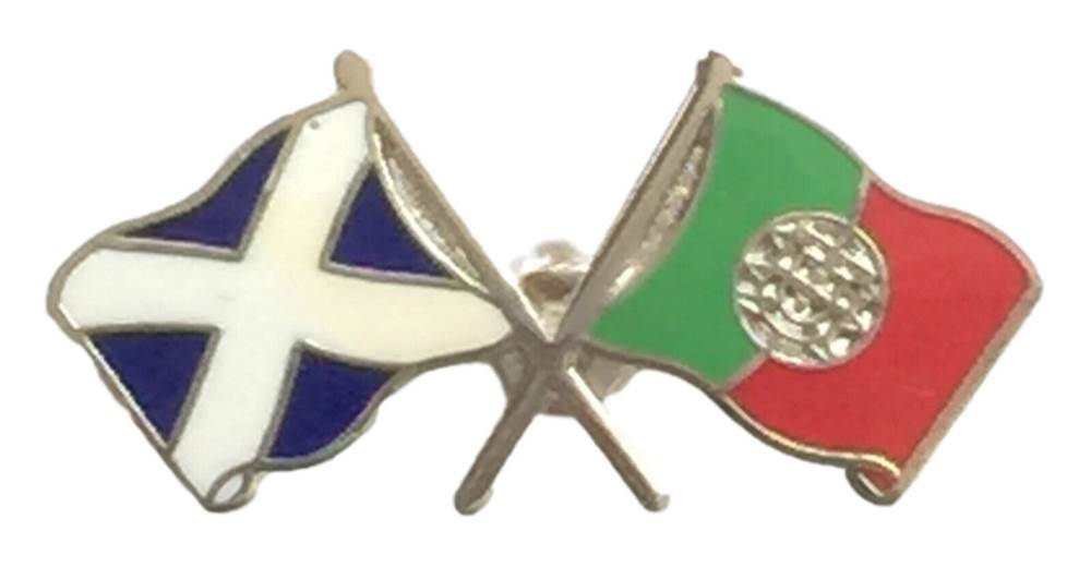 Scotland & Portugal Flags Friendship Courtesy Enamel Lapel Pin Badge T974 image 0