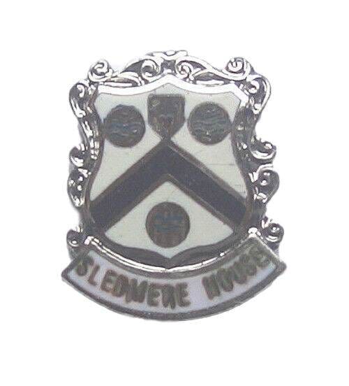 Sledmere House Quality Enamel Lapel Pin Badge image 0