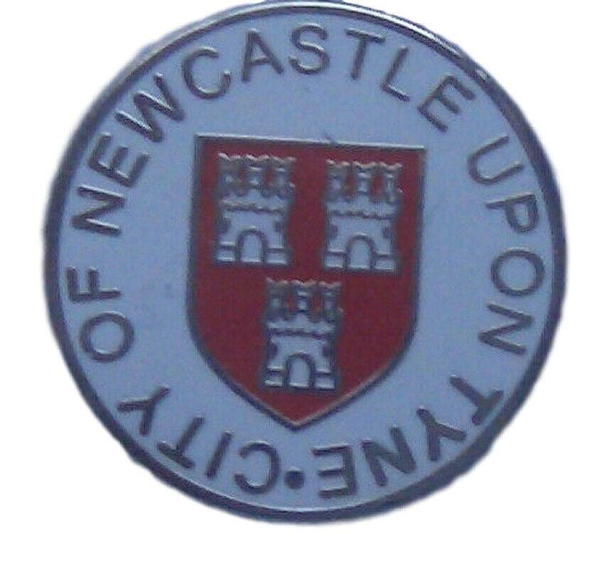 Newcastle Upon Tyne UK Quality Enamel Lapel Pin Badge image 0