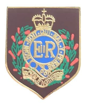 Royal Engineers Private of The British Army Military Enamel Lapel Pin Badge image 0
