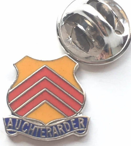 Auchterarder Small Quality enamel lapel pin badge T197 image 1