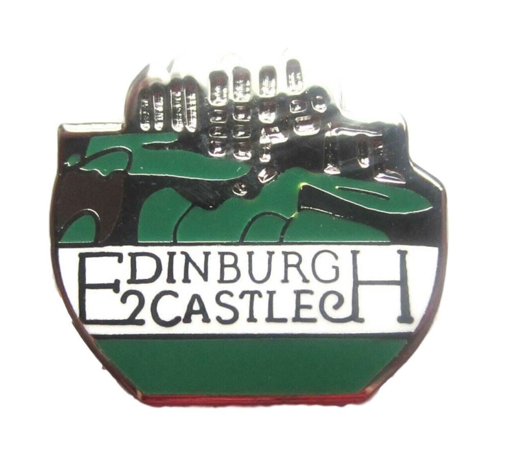 Edinburgh Castle Quality Enamel Lapel Pin Badge image 0