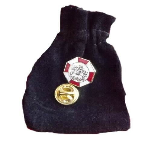 Masonic Knights Templar Enamel Lapel Pin Badge with Black Velvet Pouch image 0