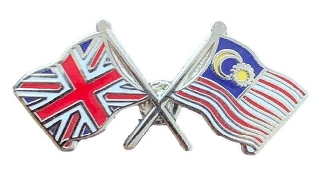 Union Jack & Malaysia Flags Friendship Courtesy  enamel  Lapel Pin Badge T014 image 0