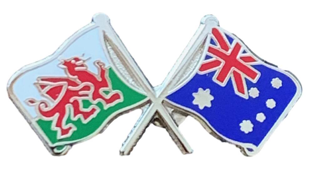 Wales & Australia Flags Friendship Courtesy Enamel Lapel Pin Badge T070 image 1
