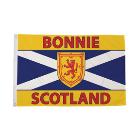 Flagmania Bonnie Scotland 3ft x 2ft Polyester Flag on white background