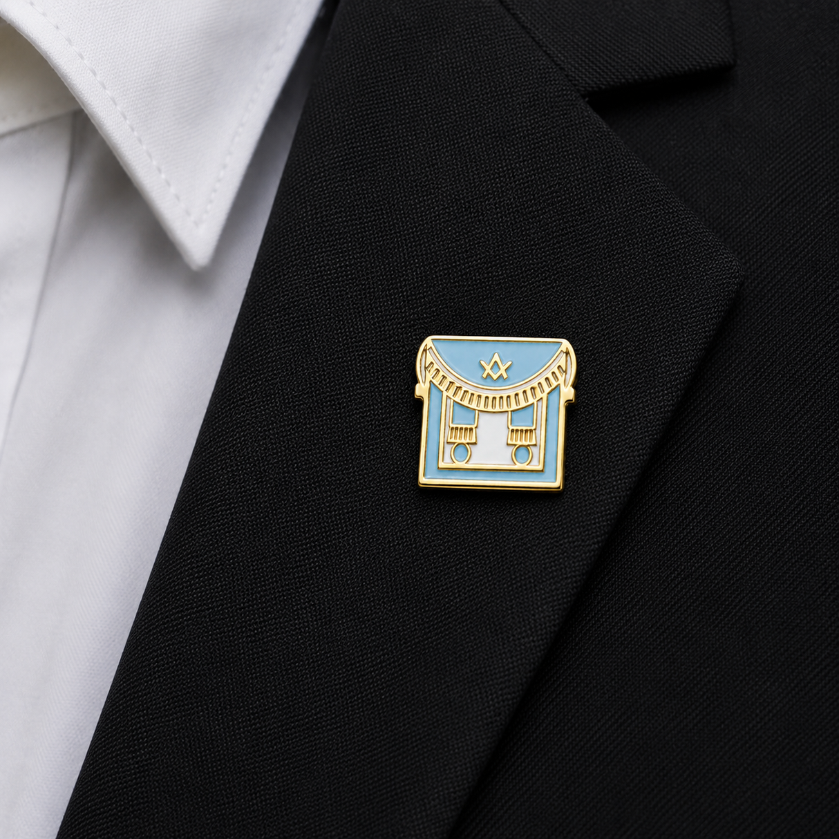 Freemasons Light Blue Apron Lapel Pin Badge – 14mm x 18mm