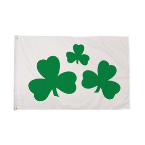 Flagmania Shamrock 5ft x 3ft Polyester Flag