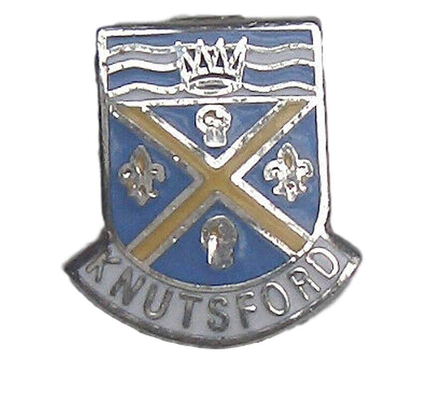 Knutsford Cheshire North West England Quality Enamel Lapel Pin Badge image 0