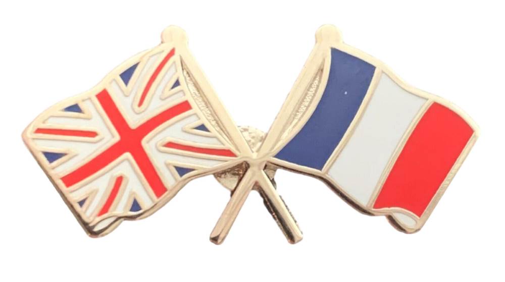 Union Jack & France Flags Friendship Courtesy enamel Lapel Pin Badge T146 image 0