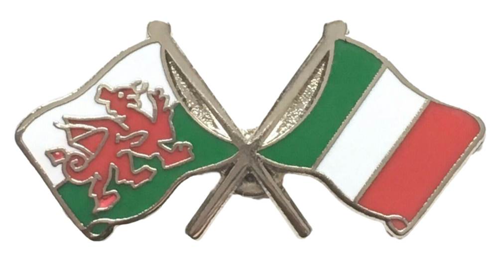 Wales & Italy Flags Friendship Courtesy Enamel Lapel Pin Badge T340 image 2