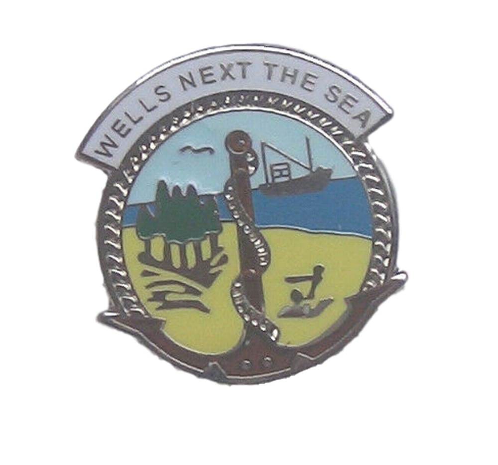 Wells Next The Sea In Norfolk Quality Enamel Lapel Pin Badge image 0