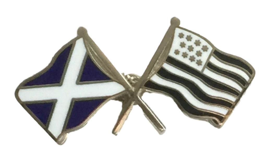 Scotland & Brittany Flags Friendship Courtesy Enamel Lapel Pin Badge T721 image 0