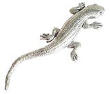 Detailed pewter gecko lizard pin badge with butterfly clutch fastening on a white background.