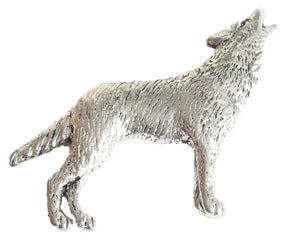 Detailed pewter howling wolf pin badge with butterfly clutch fastening on a white background.