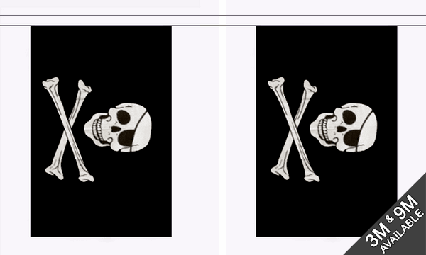 Skull and Crossbones 3 metre bunting, 10 flags - Flagmania
