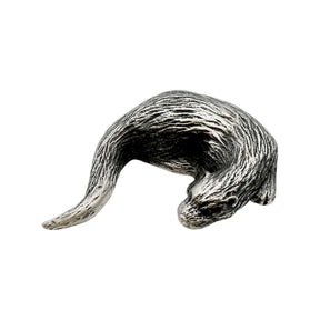 English-made pewter sleeping otter figurine ornament, curled otter with detailed fur and tail XCSORN075