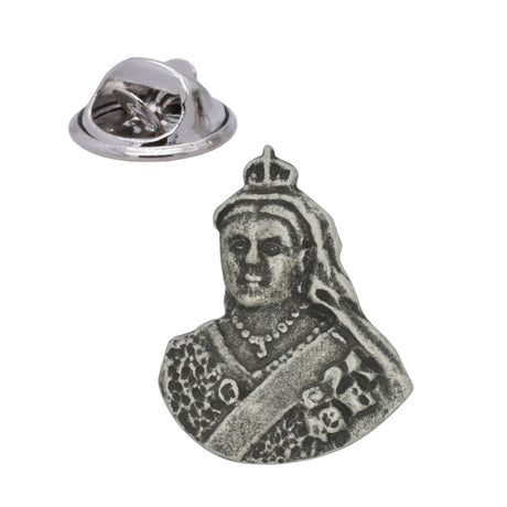 Queen Victoria pewter lapel pin badge depicting the monarch wearing a crown, sash and ornate jewellery, with butterfly clasp